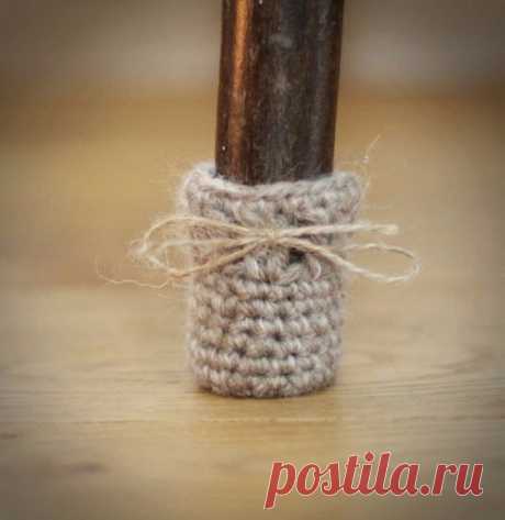 Чехлы на ножки стульев, чтобы мебель не царапала пол
