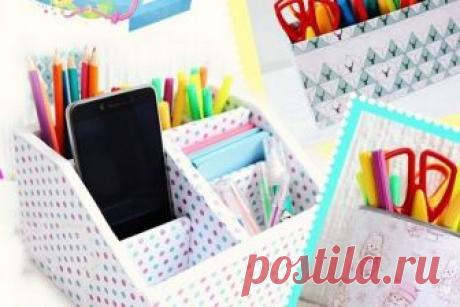 Органайзер для школьника. Мастер-классы Между прочим скоро в школу! Неминуемо засилье тетрадок, учебников и всевозможной канцелярии на рабочих столах школьников. Ну а мы все знаем, что организация рабочего места - вовсе не пустой звук, а залог комфортного труда.Помочь организовать школьнику рабочее место помогут органайзеры. Карандаши, ручки, чертёжные принадлежности, краски и клей - всё это не только требует места, но и порядка. И лучшего помощника, чем органайзер, просто...