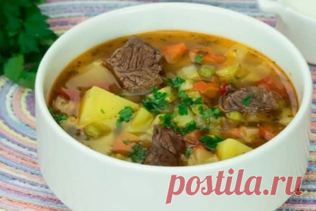 Суп с говядиной и овощами: насыщенный, вкусный и ароматный
Суп, рецепт которого мы Вам предлагаем, хорош тем, что его можно готовить в любое время года. В зависимости от сезона выбираем разный набор овощей. Этот сытный, наваристый и полезный суп обязательно понравится всем.