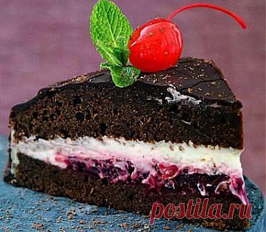 Время приготовления : 1 час 30 минут
Количество порций : 8 штук
Шоколадный торт 
Вам понадобится : 
Для теста: 70гр. муки, 120гр. шоколада с содержанием какао 75%, 150гр. сливочного масла, 150гр. сахара, 4	яйца, 5	капель ванильного экстракта, 1/4	ч. ложки разрыхлителя, щепотка соли 
Для начинки: 1	стакан свежемороженой вишни без косточек, 2 ст. ложки сахара, 2	ч. ложки