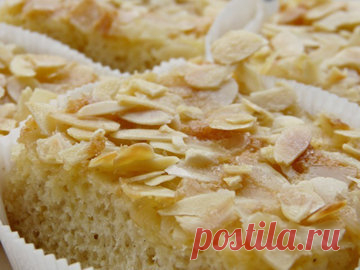 Дрожжевой пирог Butterkuchen 

Дрожжевой пирог будем готовить по традиционному рецепту немецкой кухни: это так называемый масляный пирог - рецепт со всеми секретиками от самого кондитера.