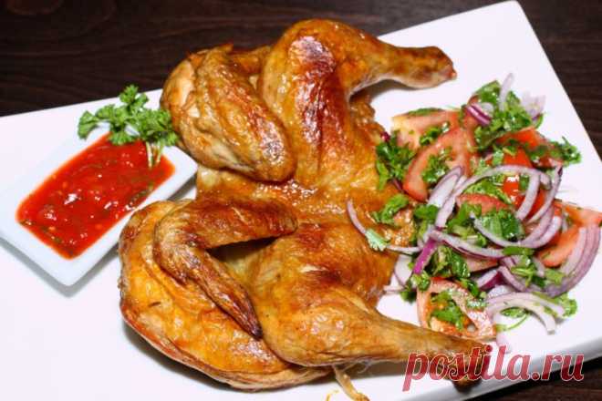5 сказочно вкусных блюд грузинской кухни  



 Грузинская кухня – это феномен. Она состоит из такого огромного количества несравненно вкусных блюд, что Грузию можно полюбить всем сердцем, даже не побывав там, а просто отведав их блюда в рест…