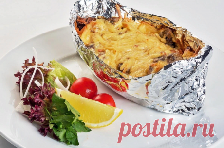 Минтай, пикша, треска с овощами в чесночном соусе. Вкусно, полезно. Диетическое меню для диабетиков.
Пикша,минтай,треска или сайда запеченные в духовке, в фольге. Всем привет. Меня давно не было на канале. Проблемы со здоровьем. Решила поделиться с вами вкусным и диетическим рецептом из рыбы. Это может быть и пикша, и минтай, и треска ,и навага или сайда. Попробуйте — это вкусно. Ну а теперь сам рецепт. В 100 ГР.-0,5 ХЕ. […]
Читай дальше на сайте. Жми подробнее ➡
