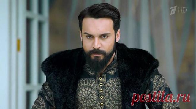 Али Эрсан Дуру