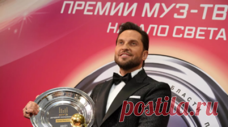 Источник RT: одним из партнёров криптофирмы Деревянко и Мулузяна был Ревва. Одним из партнёров криптофирмы актёра Павла Деревянко и его товарища Григория Мулузяна был Александр Ревва, он может стать свидетелем по уголовному делу о мошенничестве. Читать далее