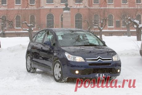 Допускается ли днем езда с габаритами вместо ближнего света фар? | Автомеханик | Яндекс Дзен