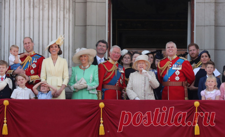 Меган сияла, Гарри был «мрачен»: что случилось с настроением принца во время празднования дня рождения королевы? | Краше Всех
