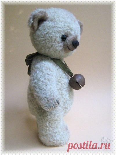 Игрушки | Куклы | Кукольная Мастерская
Знакомьтесь - это Павлик)
"Мама" Павлика - Ирина Кунах, и такой мишутка может родиться и у вас - подробное описание и выкройки вам в помощь❤