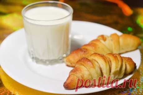 Сахарные рогалики с корицей