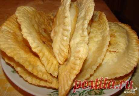 Чебуреки с куриным фаршем - пошаговый кулинарный рецепт на Повар.ру