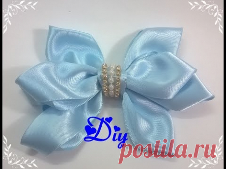 Laço de fita de cetim \ Satin ribbon bow