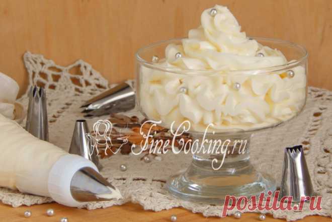 Масляный крем со сгущенкой Это один из самых простых и быстрых рецептов кремов, которые можно себе только представить.