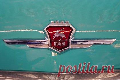 ГАЗ подал к Volkswagen очередной иск. Горьковский автозавод («ГАЗ») продолжает требовать от немецкого автоконцерна Volkswagen возмещение ущерба за расторжение соглашения о контрактной сборке в Нижнем Новгороде через суд. 5 мая российская компания подала третий крупный иск к Volkswagen на сумму 15,575 миллиарда рублей.