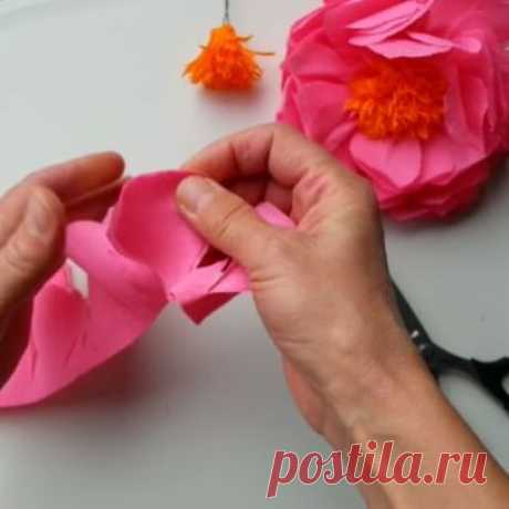Easy way to make a paper flower part 3rd #crepepaperflower