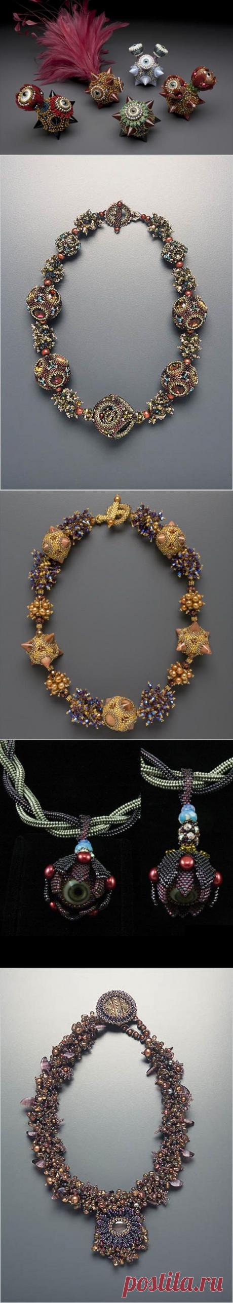 Вышивки бисером - известной мастерицы Laura McCabe!