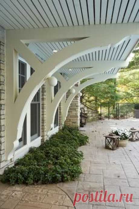 deck on top ~ but looks great from underneath too • good design with no outer support beams in the way
