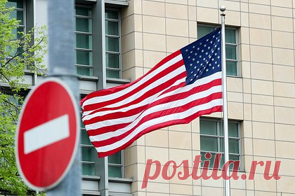 В США назвали шесть ошибок Вашингтона в отношениях с Россией. Соединенные Штаты совершили шесть ошибок, которые привели к конфликту с Россией. А сейчас Вашингтон жертвует украинцами ради своих целей, заявил экс-помощник бывшего президента США Рональда Рейгана Даг Бэндоу в статье для American Conservative. Первой ошибкой Штатов стало расширение НАТО до границ России, отметил он.
