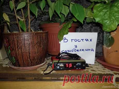 Ретро кассетный плеер китайского производства. Модернизация Сегодня буду возвращать к жизни ретро кассетный плеер из поднебесной. Вернее не возвращать, а модернизировать. Нашел его у себя в ящике когда перебирал старые вещи. Взял в руки и вспомнилось как этот девайс за неделю сожрал батареек больше, чем сам стоил, как выковыривал пожеванную пленку. А