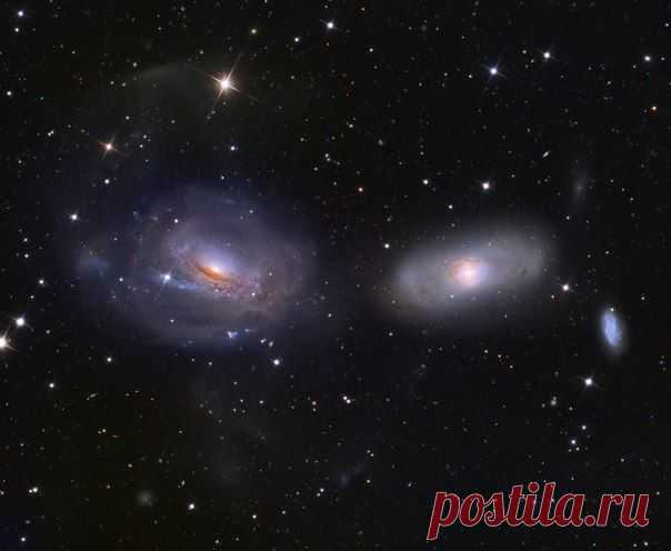 Кажется, что спиральная галактика NGC 3169 как бы распутывает свои рукава. Эта космическая сцена происходит на расстоянии в 70 миллионов световых лет от нас рядом с яркой звездой Регул. / Физика невозможного!