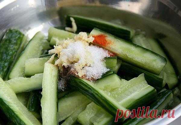 Огурцы с мясом по-корейски
