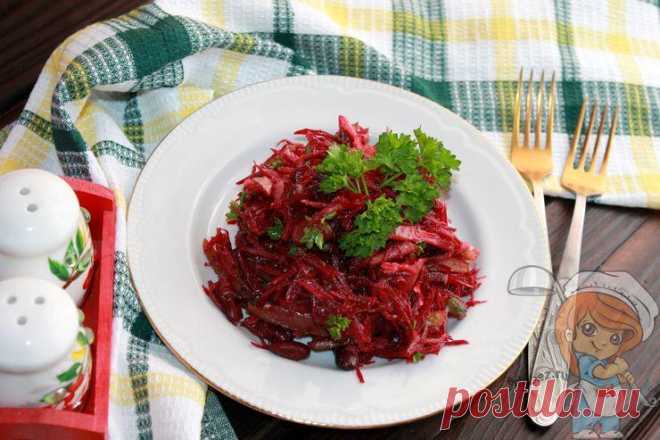 Салат с консервированной красной фасолью, свеклой, огурцами - Пошаговые фото рецепты без дрожжей, без муки, без мяса, без масла, без яиц Рецепт вкусного салата с красной консервированной фасолью простой, но вкусный. Все в нем гармонично. И пассированный лук со свеклой, и маринованные огурцы, и пикантный чеснок.