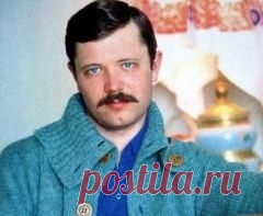 Сегодня 05 мая в 2002 году умер(ла) Андрей Ростоцкий