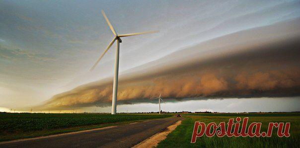Массивный  shelf cloud 17 июня 2013  года,  центр / Социальная погода