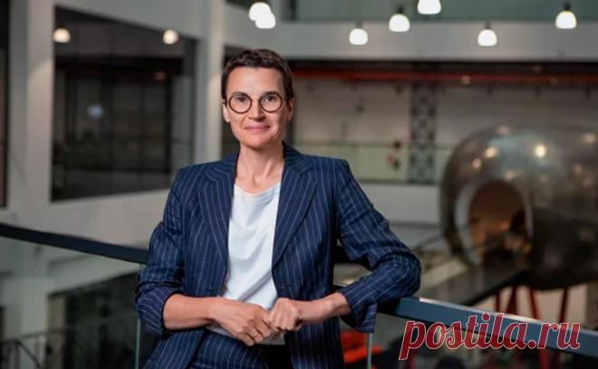 Первая женщина-глава системно значимого банка покинет свой пост. В Росбанке заявили, что Наталья Воеводина выполнила задачу вывести банк на новую траекторию развития после смены акционера, а ее сменщик, Николай Сидоров, обеспечит гармоничный переход на новый этап