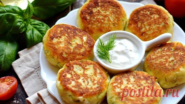 Украинская кухня: рецепт картопляников с грибами Жареная, отварная или пюре – на Украине любят картошку в любом виде, но особенно в виде аппетитных хрустящих кортопляников