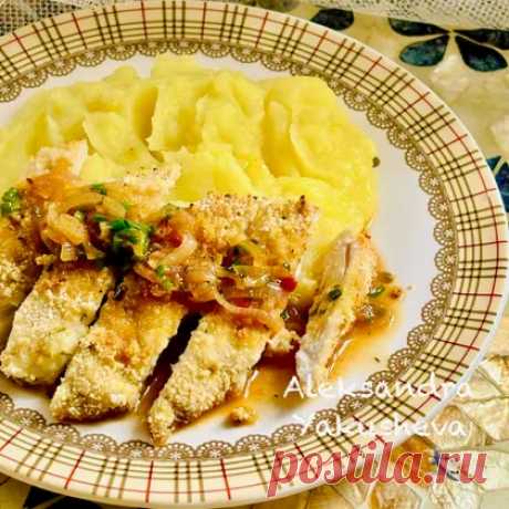 Сочная куриная грудка с грибным масляным соусом и картофельным пюре 251 ккал рецепт с фото пошаговый от ALEX xx ✈🇬🇧🇱🇹 - Овкусе.ру