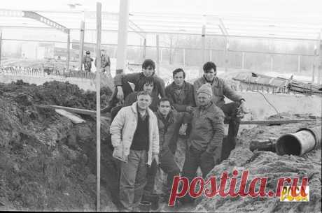 27. СГОК Строители Колбасного цеха из Югославии. 1989 год