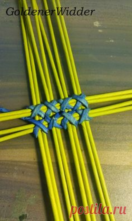 (1745) Плетение из газетных трубочек: Соединение трубочек &quot;крестиками&quot;. Дно. Крестики. | подсказочки для плетения