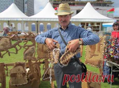 Ярмарка Городских Ремесел в Минске - 17 Сентября 2014 - 
15 сентября началось большое мероприятие по адресу: г.Минск, Дворец Искусств - первый фестиваль - ярмарка Городских ремесел «Start up». - Источник: Рукоделие - мое ремесло https://rukodelie1.com/news/jarmarka_gorodskikh_remesel_v_minske/2014-09-17-12