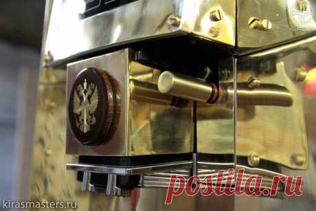 КОФЕВАРКА НА ТУМБОЧКЕ
№1 tube-cofemaker from kirasmasters.ru 
Российский Хай-Энд в Санкт-Петербурге
High-End