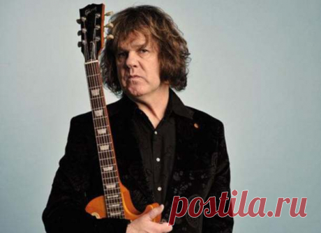 Композиция «Still Got The Blues». Музыка на века Ирландец Гари Мур (Gary Moore) — виртуозный гитарист и исполнитель в стиле блюз-рок, яркая звезда конца двадцатого столетия. Композиция «Still Got The Blues» с одноименного студийного альбома, девятого в творческой карьере музыканта, стала его визитной карточкой среди русскоязычной публики...