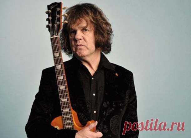 Композиция «Still Got The Blues». Музыка на века Ирландец Гари Мур (Gary Moore) — виртуозный гитарист и исполнитель в стиле блюз-рок, яркая звезда конца двадцатого столетия. Композиция «Still Got The Blues» с одноименного студийного альбома, девятого в творческой карьере музыканта, стала его визитной карточкой среди русскоязычной публики...