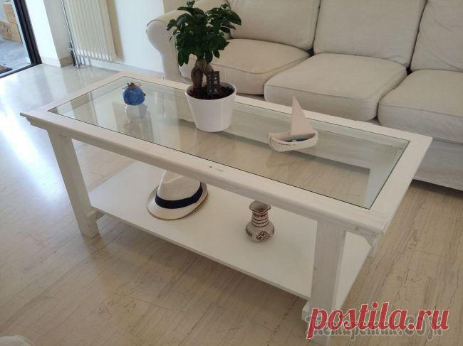 Журнальный столик из старого окна своими руками Для того чтобы приступить, необходимы определенные материалы, это:*Старое ненужное окно, возможно оно есть у ваших знакомых.*Деревянные дощечки.*Листовая фанера, также может подойти доска.*Металлическ...