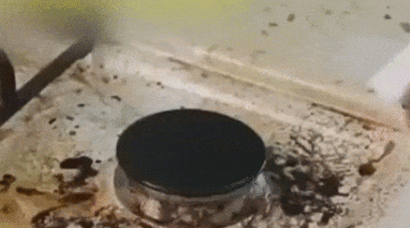 ГДЕ МОЖНО ИСПОЛЬЗОВАТЬ VCLEAN SPOT? ДЛЯ ВАННОЙ Ослепительная белизна без усилий ДЛЯ КУХНИ Чистая кухня в одно мгновение! ДЛЯ ТУАЛЕТА Чистый унитаз – за минуту! ДЛЯ МЕБЕЛИ Удалит даже самые въевшиеся пятна ДЛЯ КОВРОВ Даже для самого длинного ворса ДЛЯ ОБУВИ Ваша обувь будет выглядеть как новая ДЛЯ ДАЧИ И САДА Без труда удалит грязь с любой поверхности и инструментов ДЛЯ САЛОНА АВТО Салон автомобиля будет сиять как новый ДЛЯ ДИСКОВ Ваши автомобильные диски обретут новую жизнь