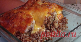 Бесподобный ужин из курицы, запеченной с гречкой Гречка, запеченная под сырной корочкой, получается просто волшебной. Она пропитывается мысным соком и становится особенно ароматной и аппетитной.😍😊