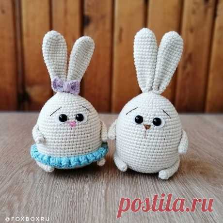 PDF Пасхальный Зайчик крючком. FREE crochet pattern; Аmigurumi animal patterns. Амигуруми схемы и описания на русском. Вязаные игрушки и поделки своими руками #amimore - маленький зайка к Пасхе, заяц, зайчик, кролик, зайчонок, крольчонок.