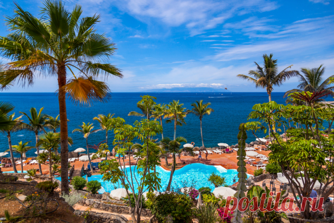 Тенери́фе (исп. Tenerife) — самый крупный остров в составе архипелага из семи Канарских островов в Атлантическом океане[1]. С относительно небольшой площадью в 2034,38 км² и населением в 906 800 человек[2][3], что составляет 43 % численности населения всего архипелага, он является самым населённым в Испании[4][5][6]. Он занимает центральное положение относительно островов архипелага и вместе с тремя соседними островами Пальма, Гомера и Иерро.