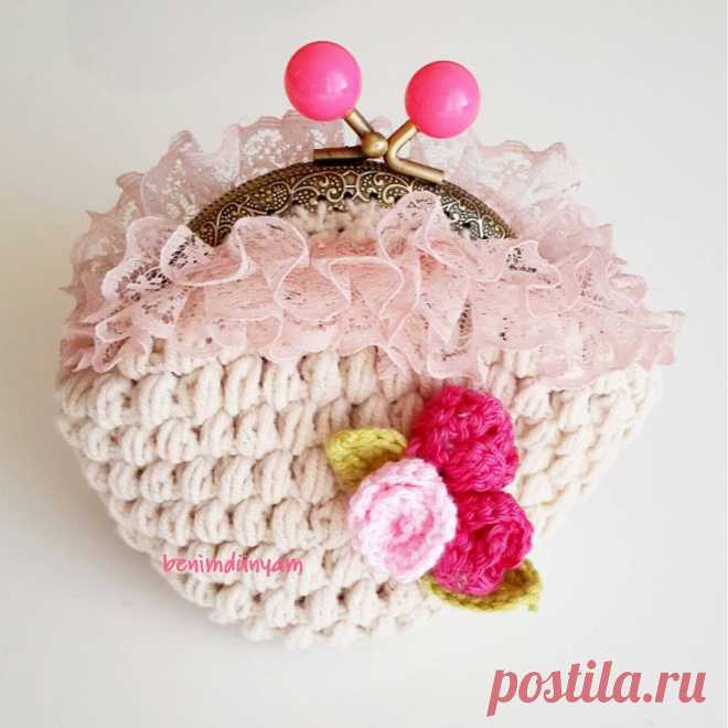 Günaydın💕
Hayırlı cumalar💕💓💕
#crochet #cüzdan #tıgişi #tıgişicüzdan #handmade #hanimelinden #sevgiyleörüyoruz #visco #birlikteörelim #mutluyumçünkü #hayırlıcumalar #instacrochet #iştebunlarhepmutluluk #gurumigram #yarnart #çanta #gulaylaoruyoruz
