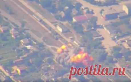 Минобороны заявило об ударе «Искандером» по эшелону ВСУ под Харьковом. Расчет «Искандера» ударил по месту стоянки эшелона ВСУ в Харьковской области, уничтожены около 20 единиц техники и до 120 украинских военных, заявило Минобороны. Украинские власти сообщали о взрыве, погибших и раненых