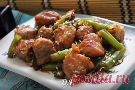 Свинина жаренная со стручковой фасолью