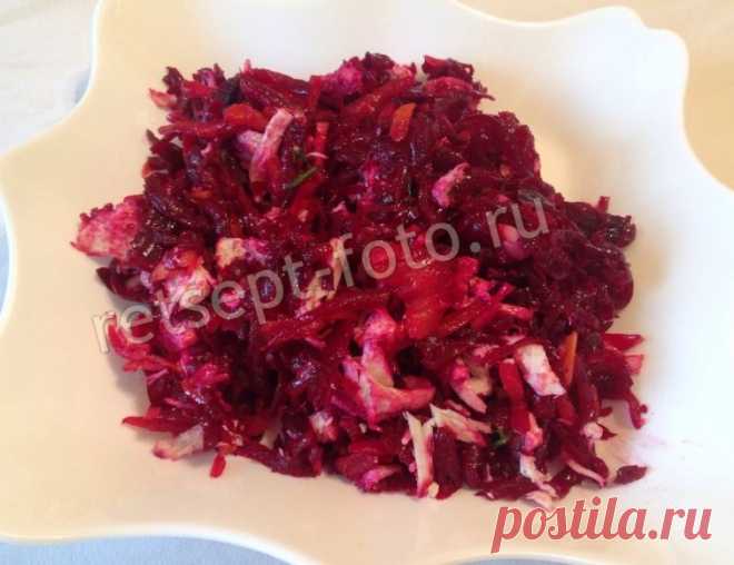 Салат со свеклой и куриной грудкой
