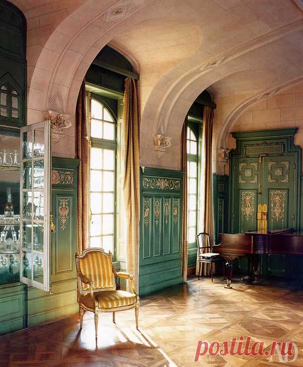 Как оформить окно: 29 примеров | Практикум | AD Magazine