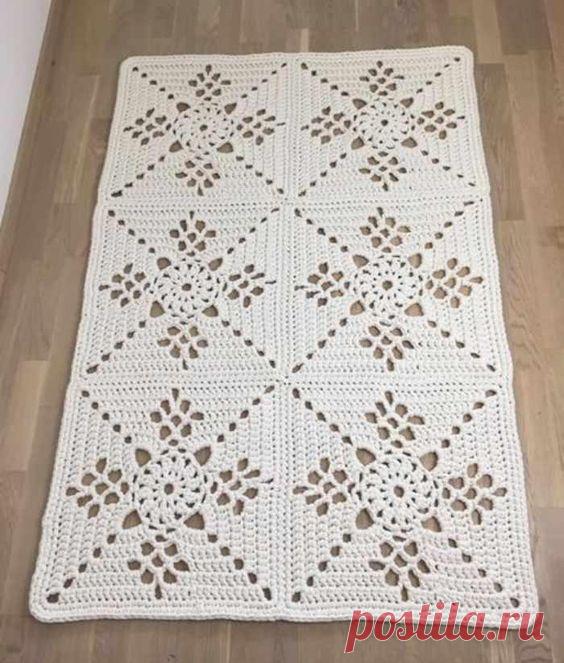 Vamos relaxar e ao mesmo tempo exercitar o cérebro fazendo lindas e decorativas toalhas de mesa em crochê? Escolha e copie! Tem gráficos! ^.~