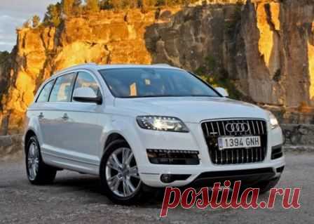 Замена масла в АКПП Ауди Q7: пошаговая инструкция, выбор смазки Выбор и самостоятельная замена масла в коробке автомат Ауди Q7, как самому поменять трансмиссионное масло в АКПП Audi Q7, когда требуется замена смазки в автоматике Ауди Ку7.