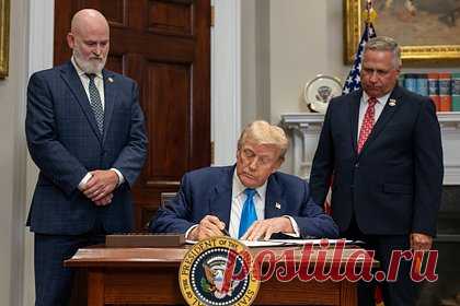 Новые пошлины Трампа перенесли