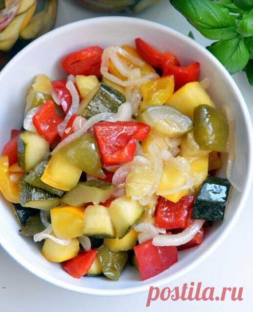 Мариную салат с кабачками на зиму: лучше, чем с огурцами - его всегда мало. Идеальный маринад и быстрый метод: как салат к обеду приготовить | В саду у Валентинки | Дзен